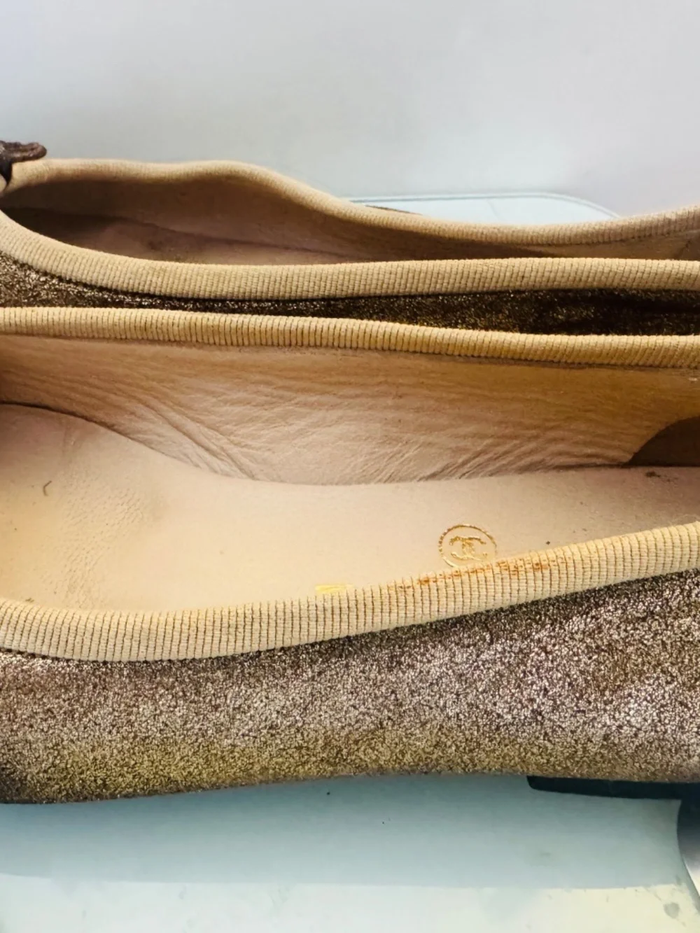 CHANEL size flats